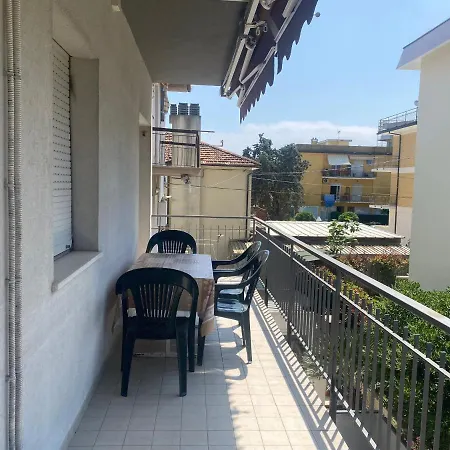 公寓 Via Pesaro A/c 马瑟利